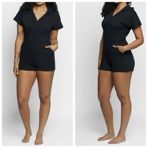 NEW NAMA Enlighten Hoodie Fleece Romper in Black Sz S